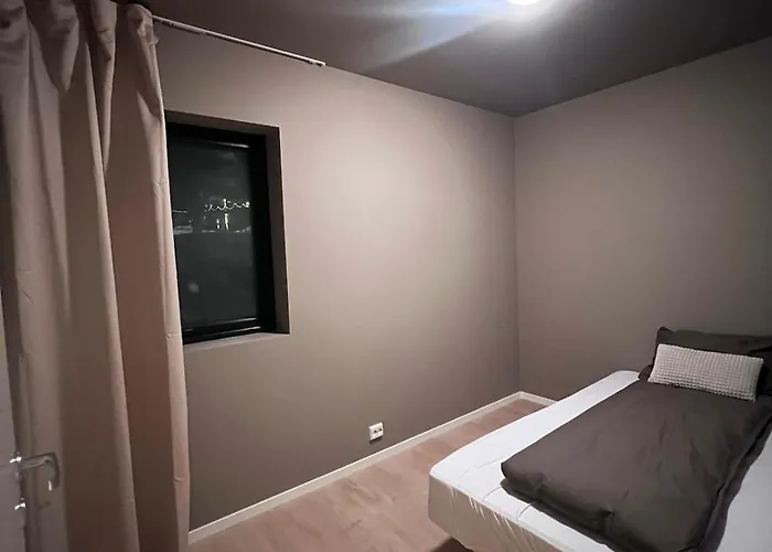 Apartment Newly Renovated In Tromsoya *